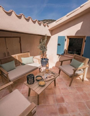 Bel appartement neuf, central, terrasse, clim